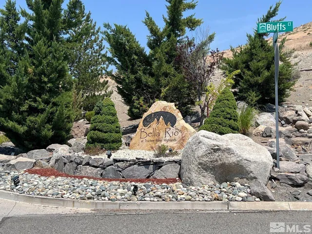 $1,995 | 760 Bluffs Court, Unit 104, Reno, NV 89523