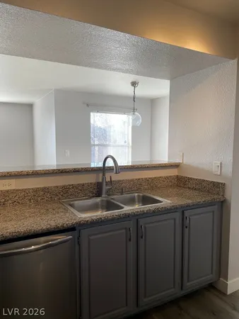 $1,445 | 5055 West Hacienda Avenue, Unit 1033, Las Vegas, NV 89118