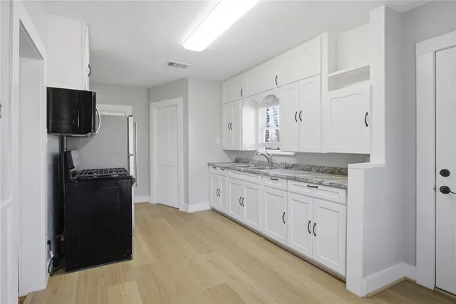 $2,100 | 4875 East Williams Spring Road, Fort Worth, TX 76135