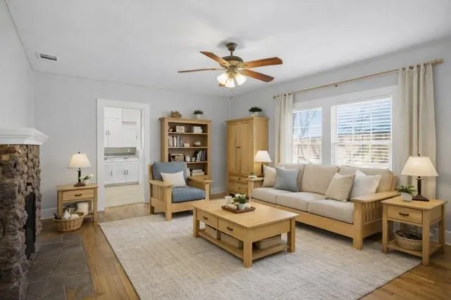 $2,100 | 4875 East Williams Spring Road, Fort Worth, TX 76135