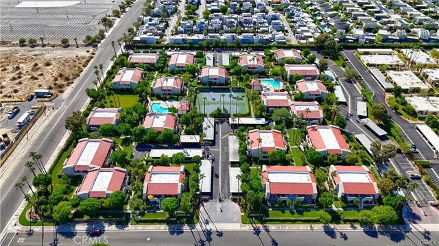 a view of a flower in a garden