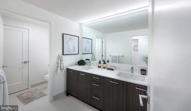 $3,114 | 4710 Elm Street, Unit 1BW2103, Bethesda, MD 20814