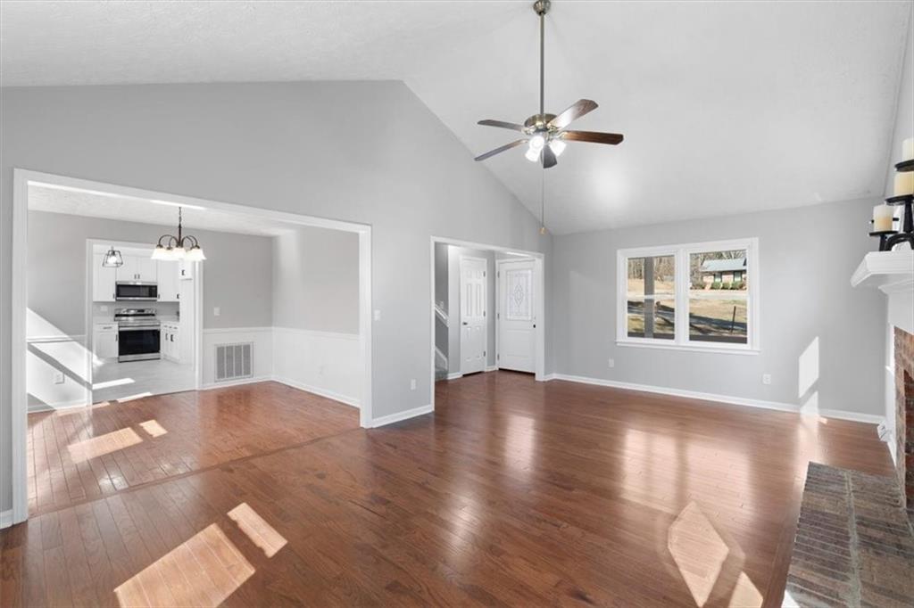 11 Ridgeview Drive Southeast Silver Creek, GA 30173 - Photo 6 of 37