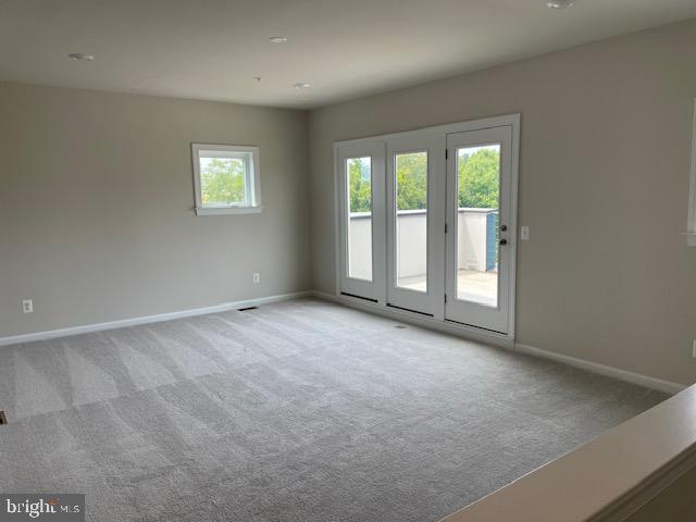 8235 Front Loop Rockville, MD 20855 - Photo 19 of 22 Large Loft area and rooftop terrace!