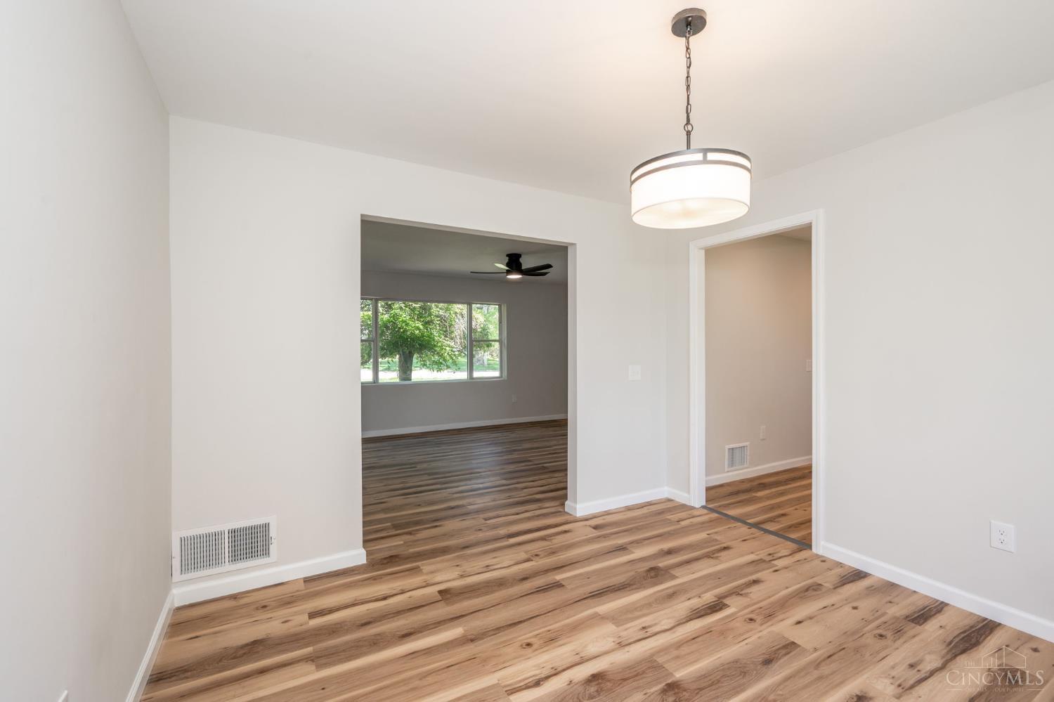 6575 Bridgetown Road Cincinnati, OH 45248 - Photo 13 of 47