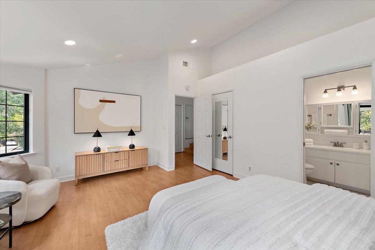 1971 West Middlefield Road, Unit 10 Mountain View, CA 94043 - Photo 13 of 25 Gallery Image 13