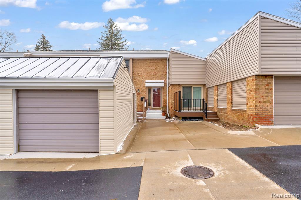 745 Oak Brook Ridge Drive Rochester Hills, MI 48307 - Photo 34 of 34