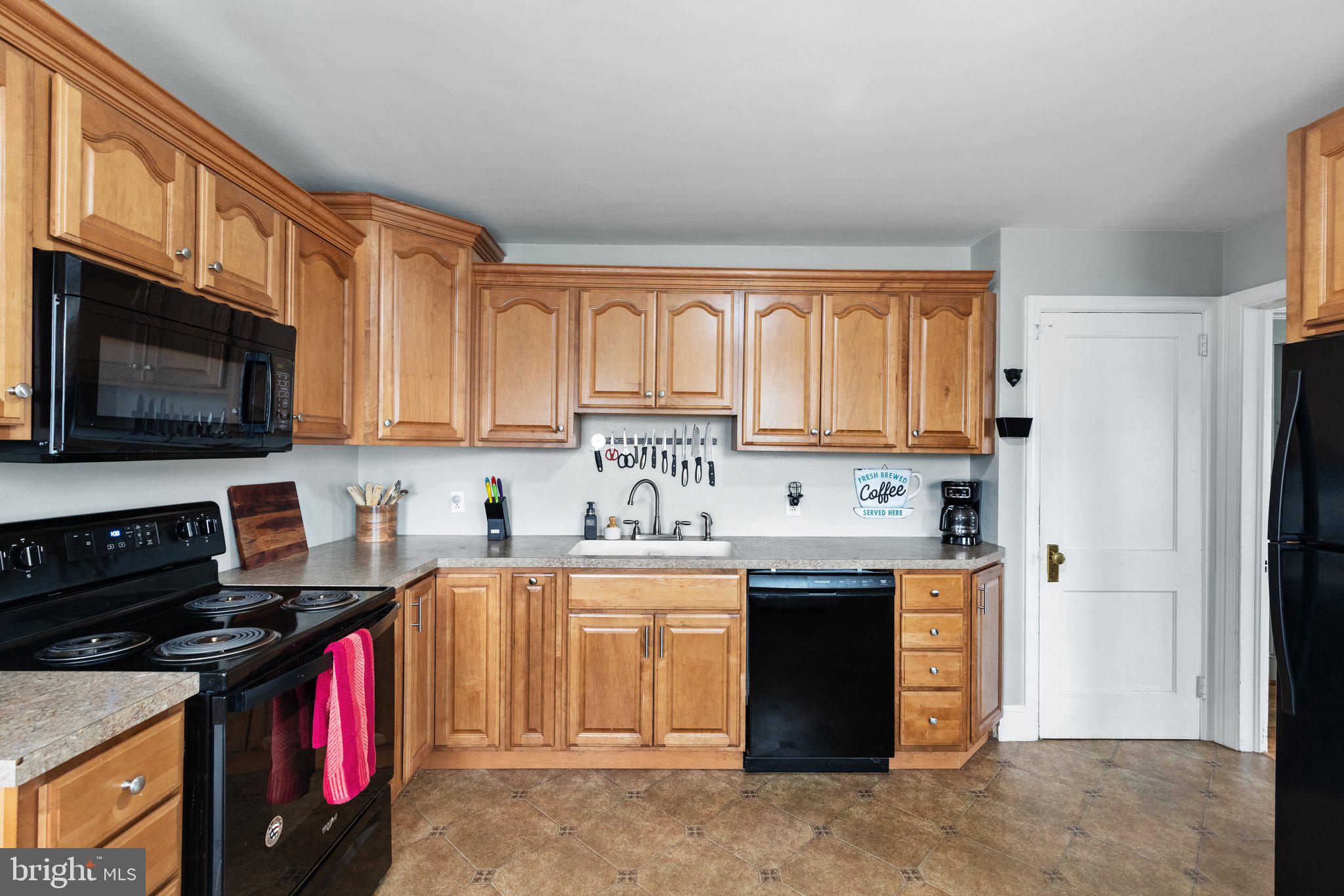 313 King Street Elkton, MD 21921 - Photo 9 of 23 Kitchen