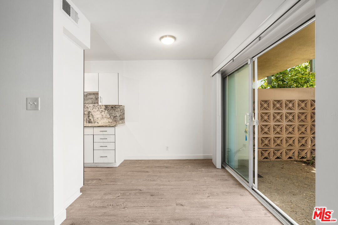 7712 Paseo Del Rey, Unit 4 Playa del Rey, CA 90293 - Photo 7 of 17