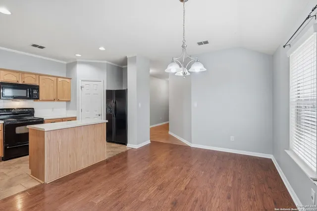 $2,000 | 8907 Colt Bluff, San Antonio, TX 78254