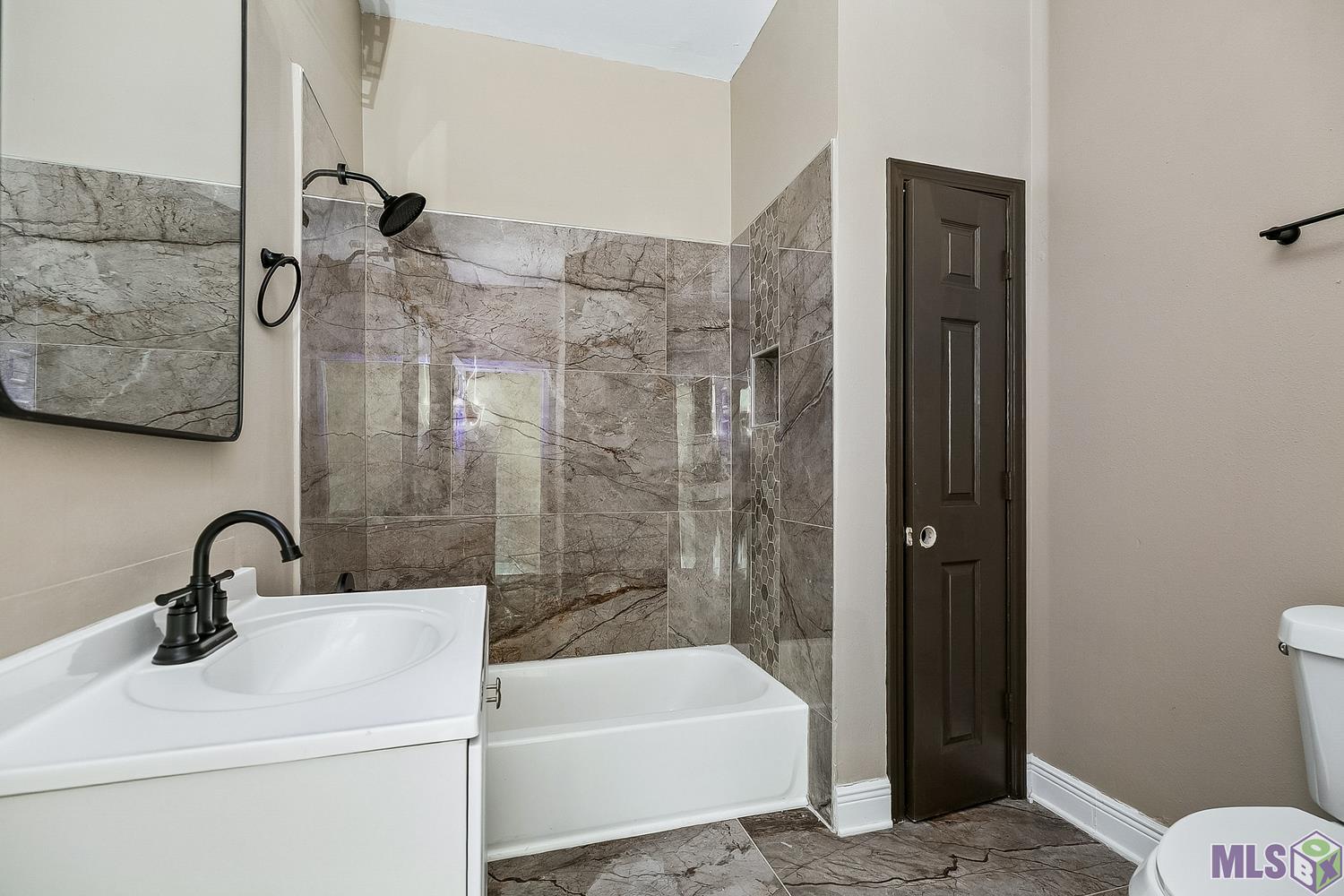 1105 Thomas H. Delpit Drive Baton Rouge, LA 70802 - Photo 8 of 10