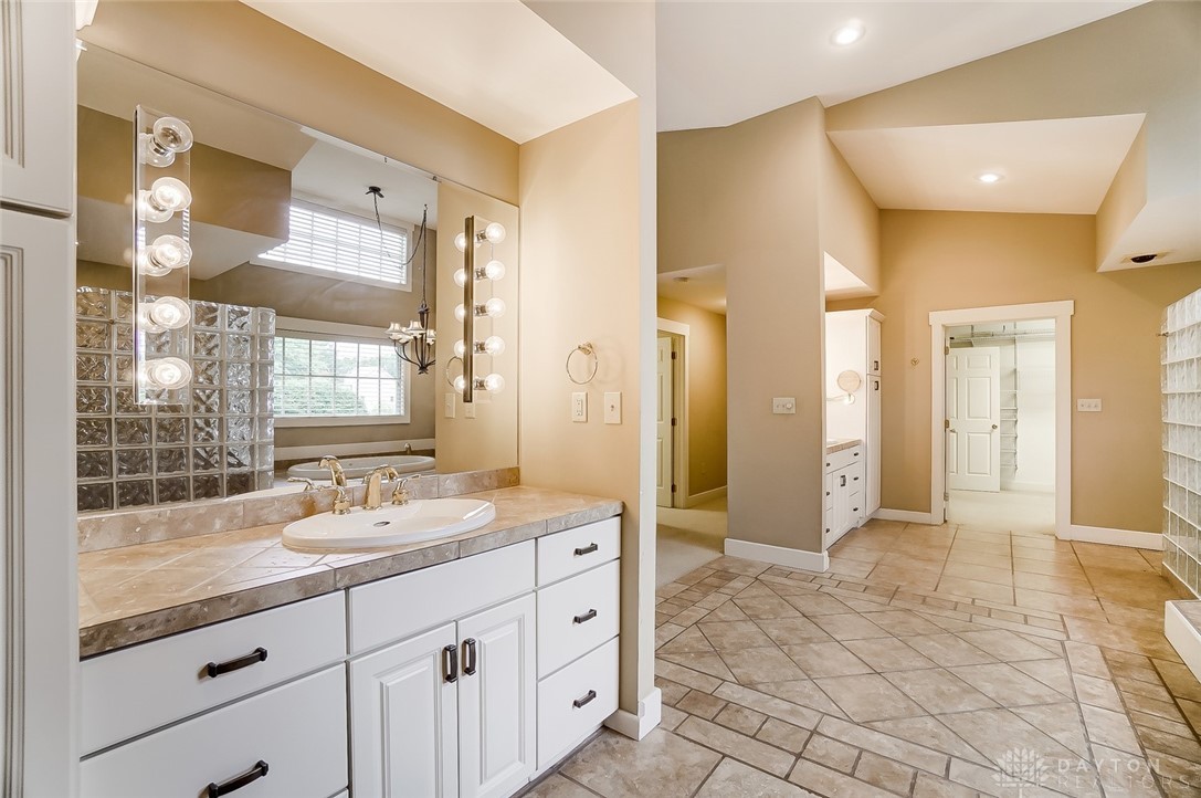 836 West Lower Springboro Road Springboro, OH 45066 - Photo 30 of 86 Gallery Image 30