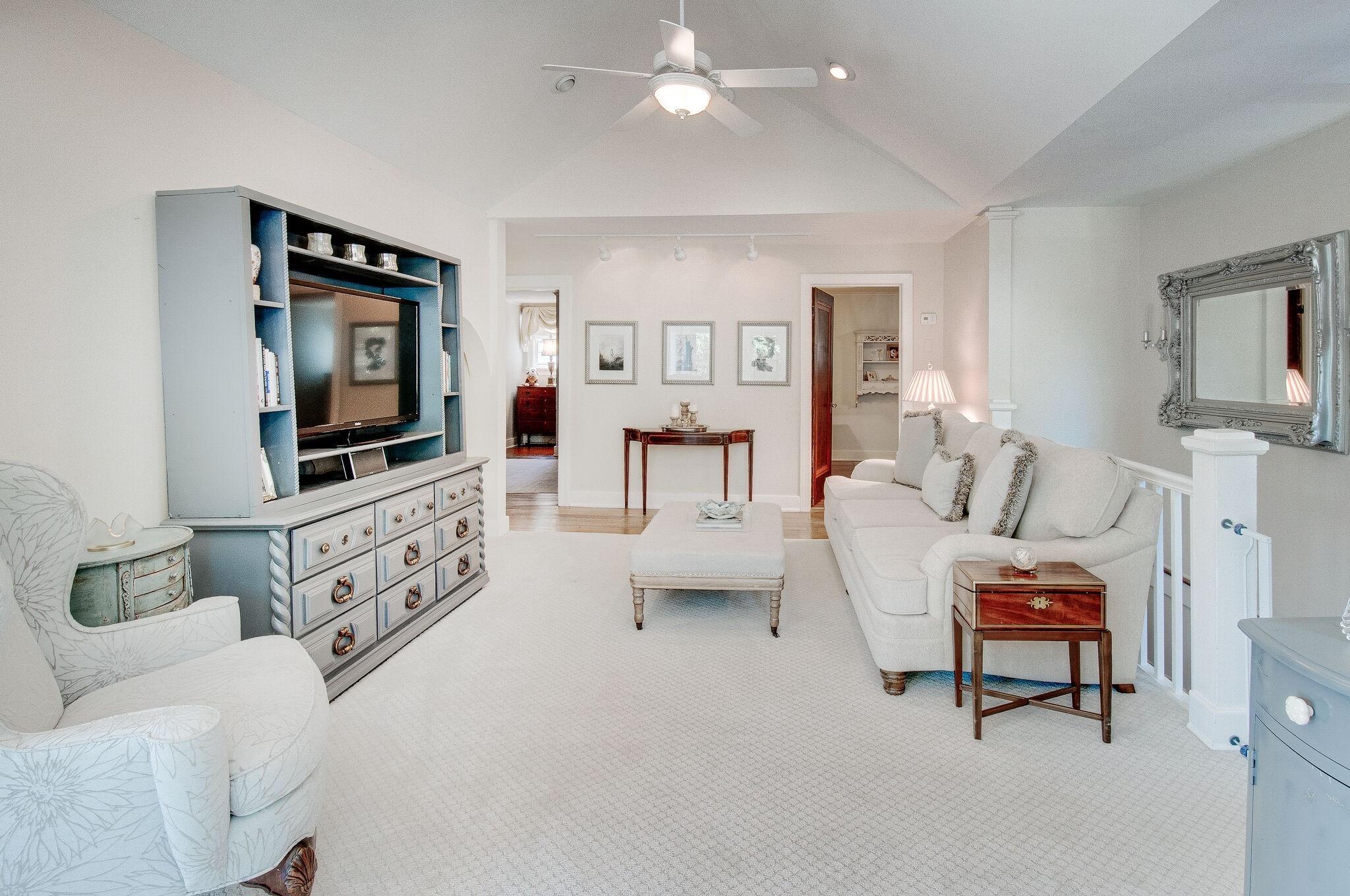 216 Cherokee Road Nashville, TN 37205 - Photo 27 of 39 a living room with furniture and a flat screen tv