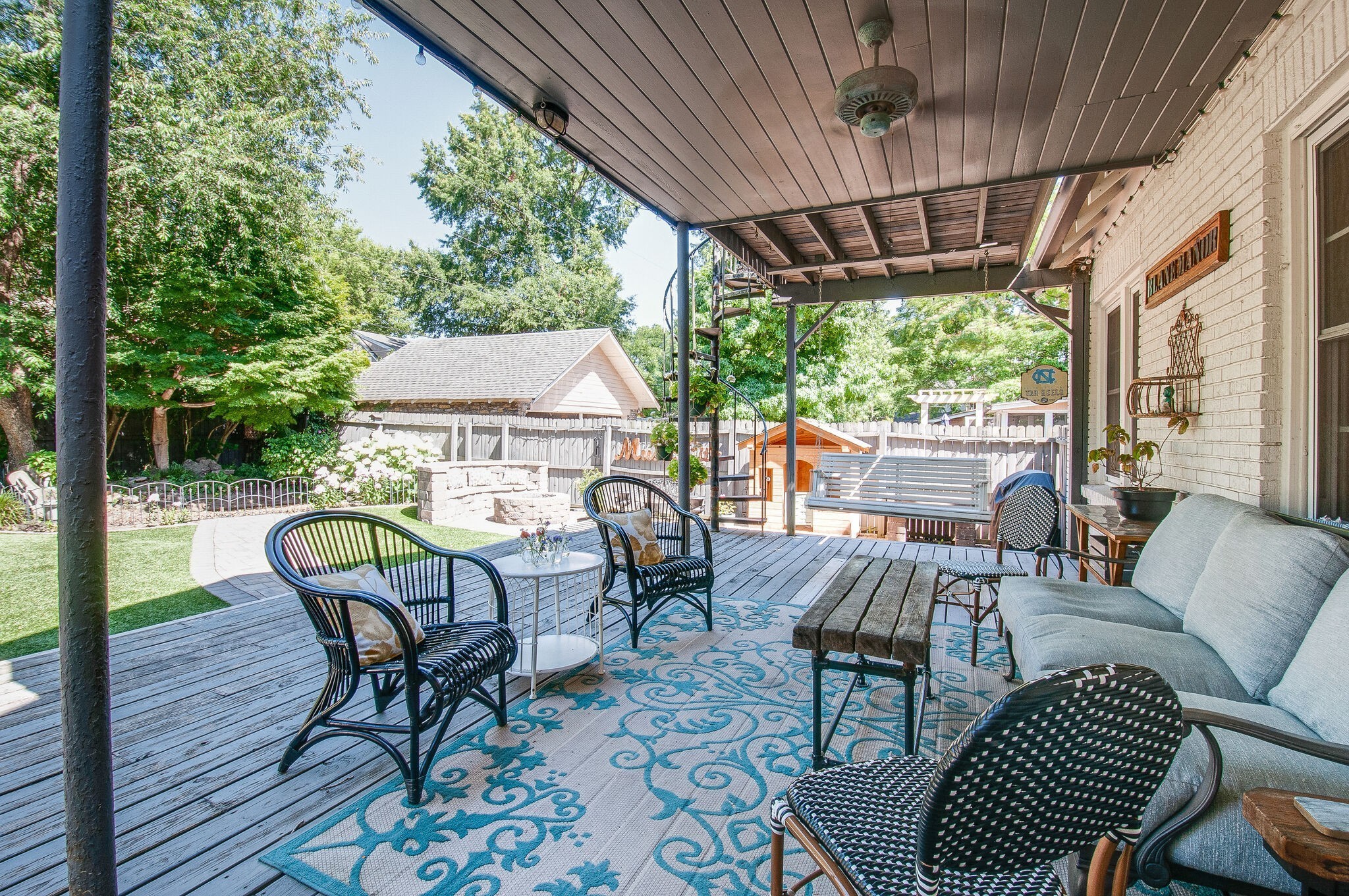 216 Cherokee Road Nashville, TN 37205 - Photo 35 of 39 a view of porch with seating space