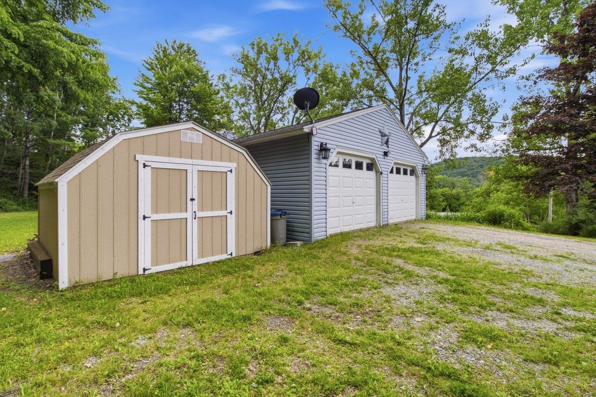 110 State Line Drive Pownal, VT 05261 - Photo 27 of 32