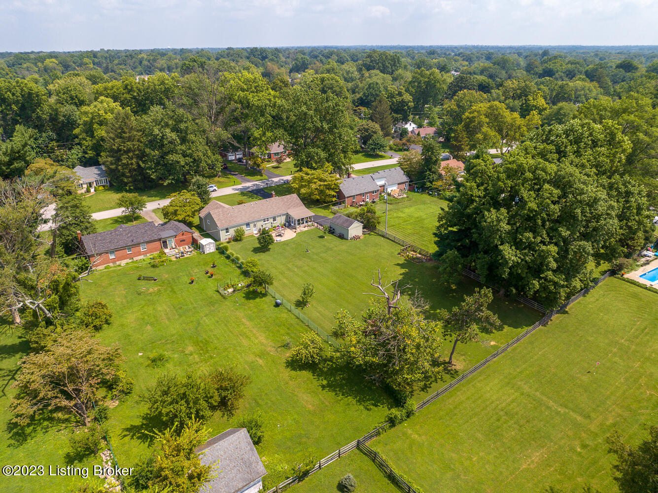 412 Highfield Road Louisville, KY 40207 - Photo 62 of 65 062-412-62