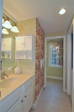 95 Jericho Road, Unit 95 Weston, MA 02493 - Photo 11 of 12