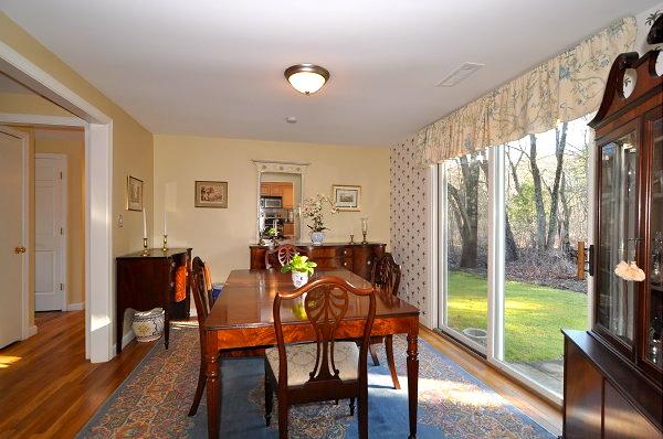 95 Jericho Road, Unit 95 Weston, MA 02493 - Photo 5 of 12