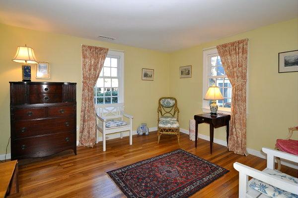95 Jericho Road, Unit 95 Weston, MA 02493 - Photo 10 of 12