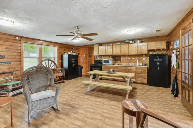 $950,000 | 347 Fallaw Road, Batesburg, SC 29006