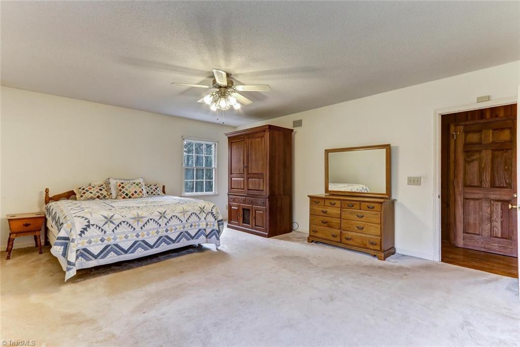 3881 Iron Works Road Reidsville, NC 27320 - Photo 12 of 27 Gallery Image 12