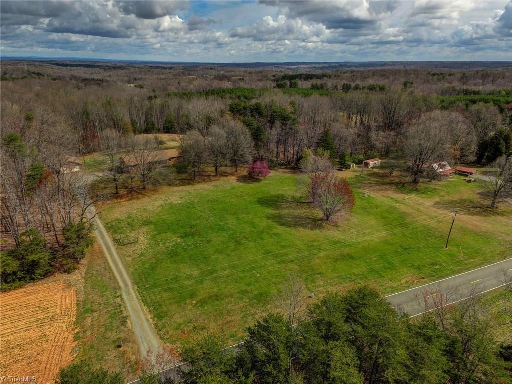 3881 Iron Works Road Reidsville, NC 27320 - Photo 25 of 27 Gallery Image 25