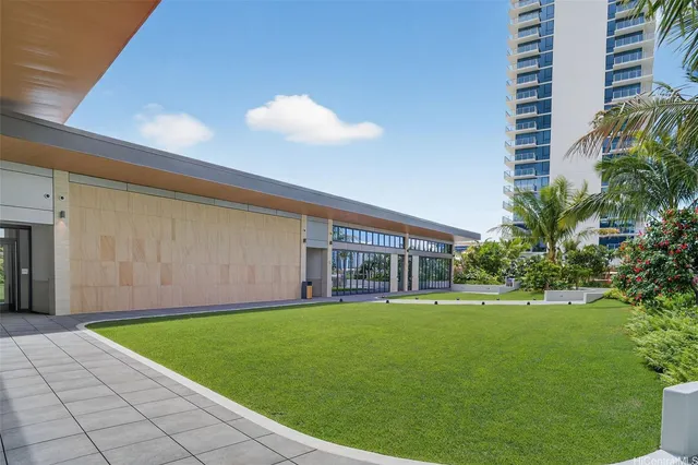 $8,000 | 1500 Rycroft Street, Unit 3618R, Honolulu, HI 96814