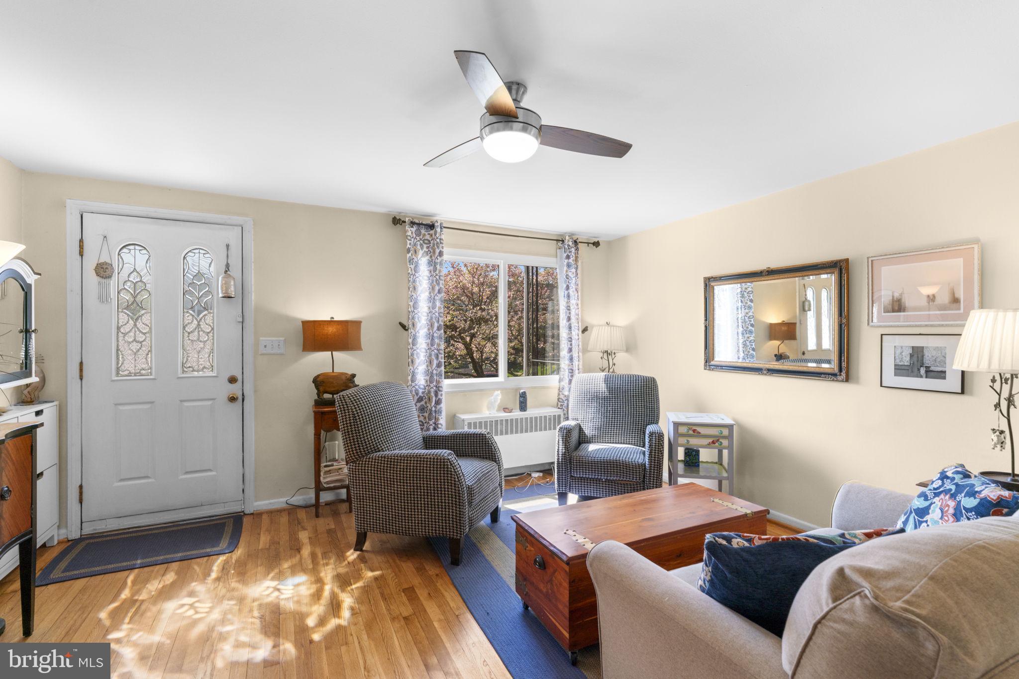 4136 Doris Avenue Baltimore, MD 21225 - Photo 2 of 34