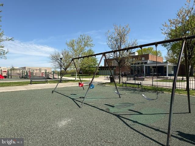 4136 Doris Avenue Baltimore, MD 21225 - Photo 27 of 34