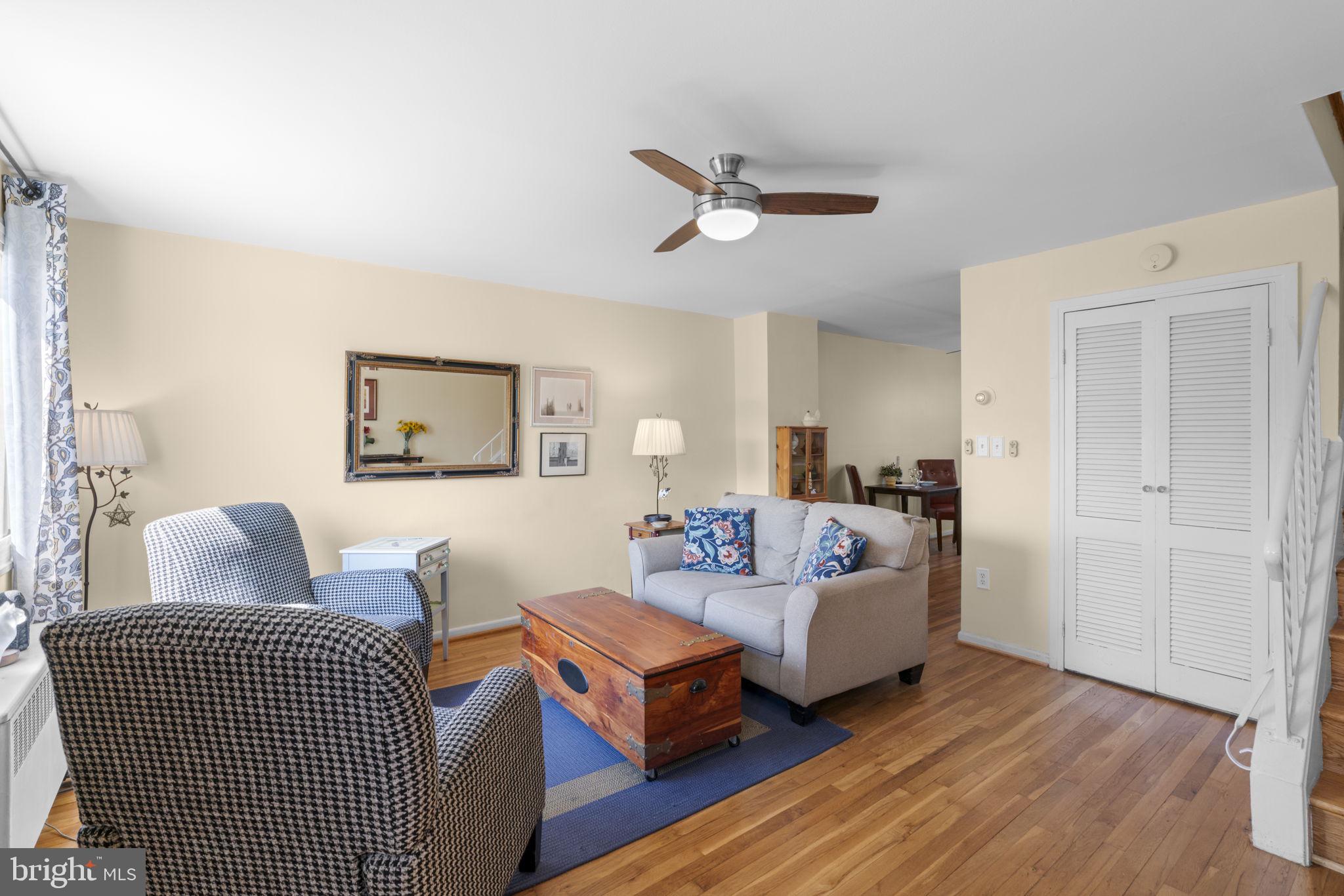 4136 Doris Avenue Baltimore, MD 21225 - Photo 3 of 34