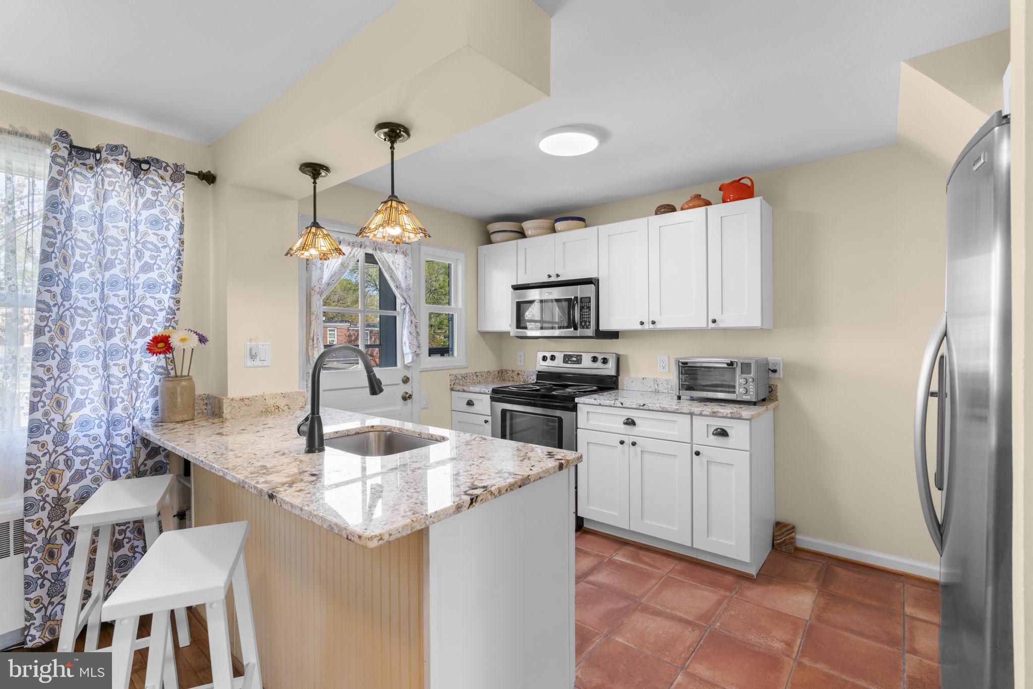 4136 Doris Avenue Baltimore, MD 21225 - Photo 6 of 34