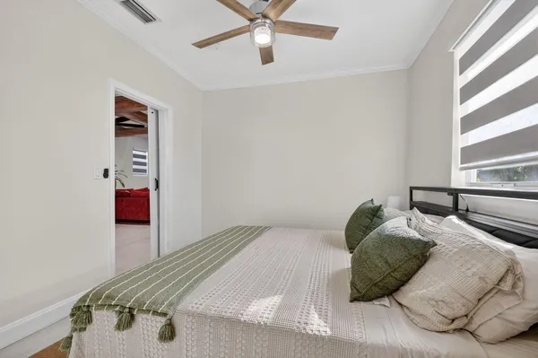 $3,700 | 1511 South Palmway, Lake Worth Beach, FL 33460