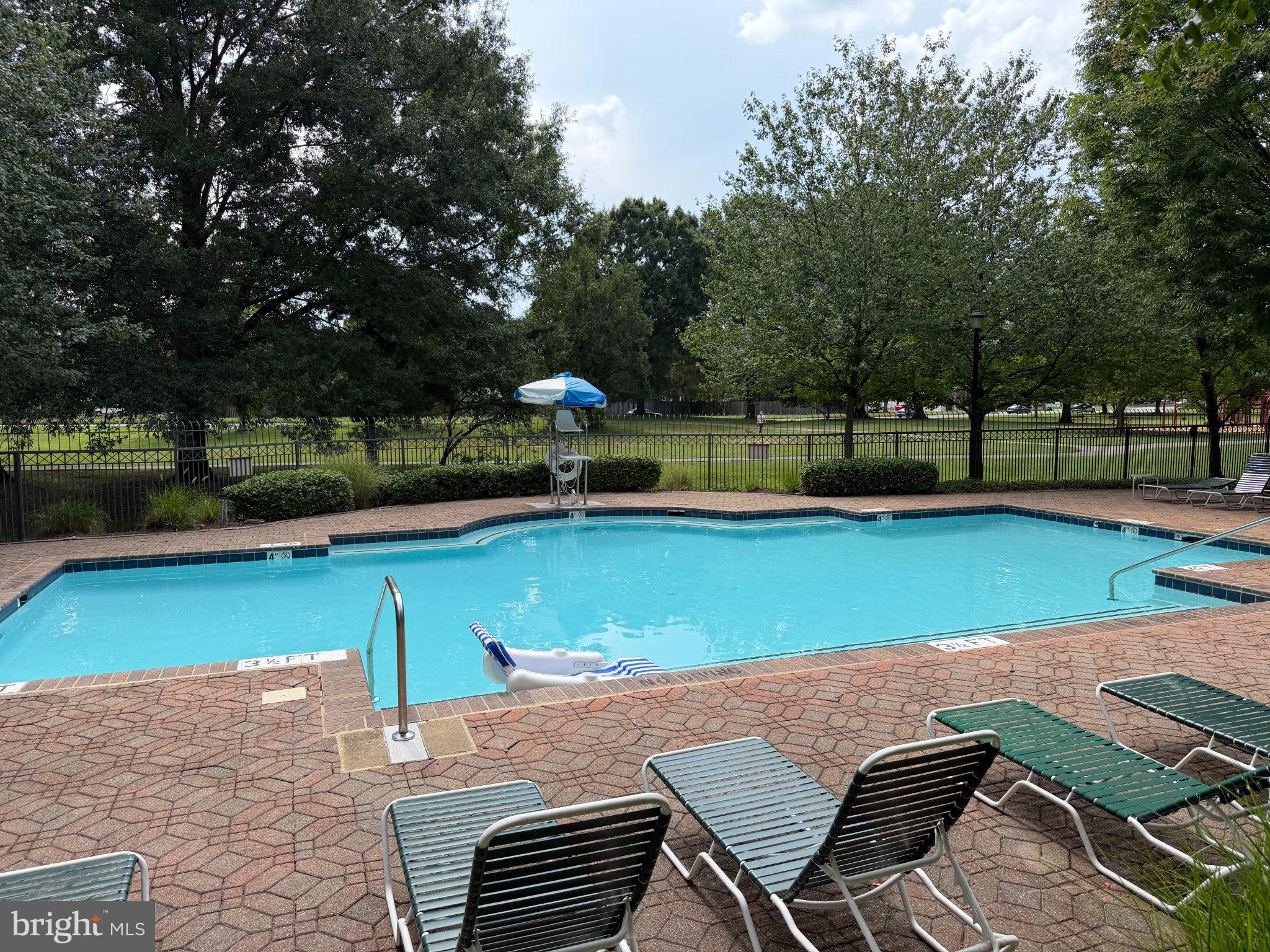 5573 Seminary Road, Unit 114 Falls Church, VA 22041 - Photo 29 of 36 Refreshing oasis for summer fun.