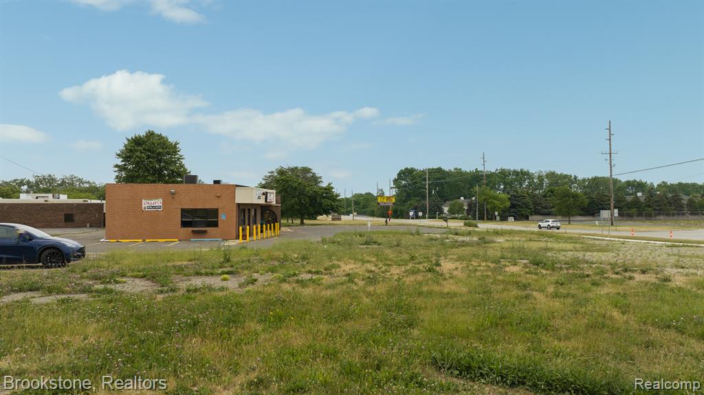 24995 Allen Road Trenton, MI 48183 - Photo 36 of 36
