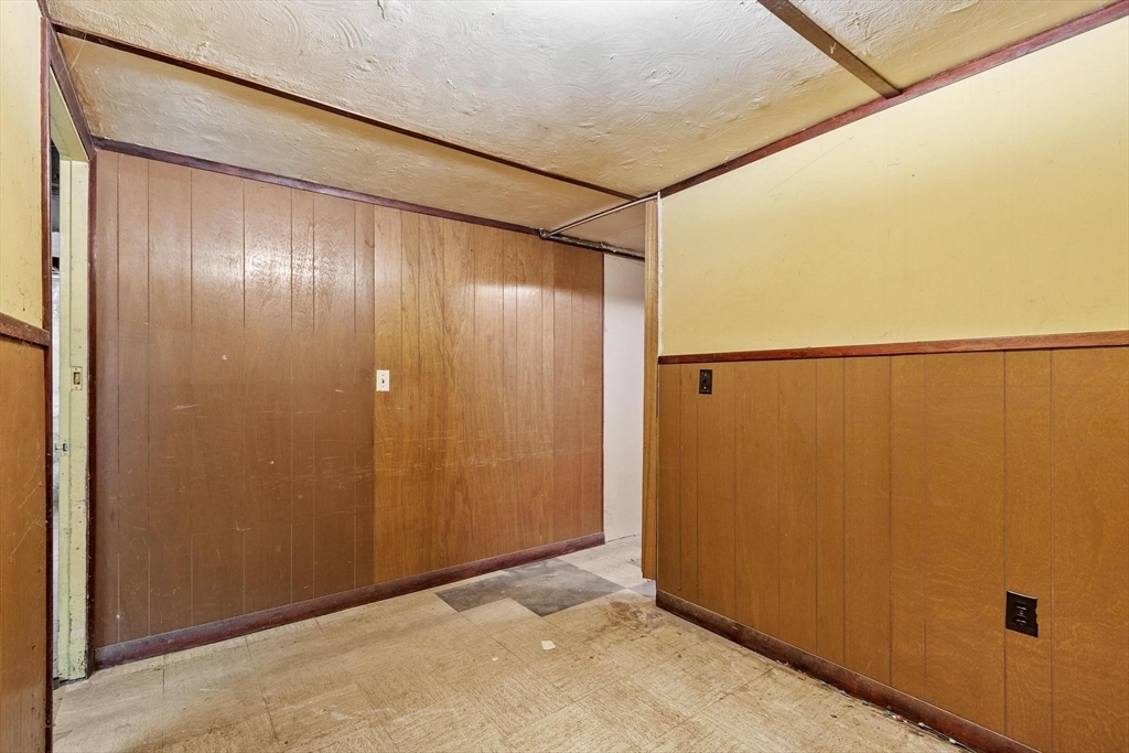 83 McClelland Road Halifax, MA 02338 - Photo 23 of 40