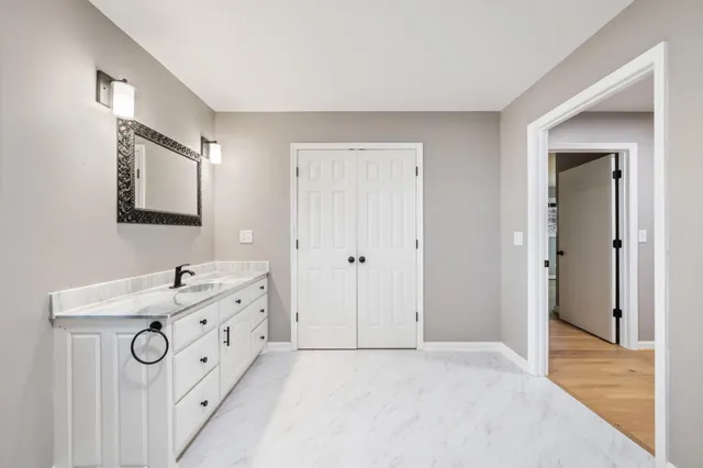 $310,000 | 245 South Mill Street, Linden, TN 37096