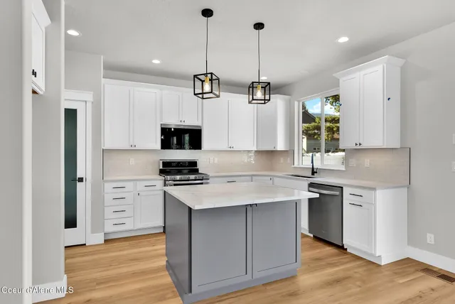 $683,455 | 9120 Bedwell Street, Rathdrum, ID 83858