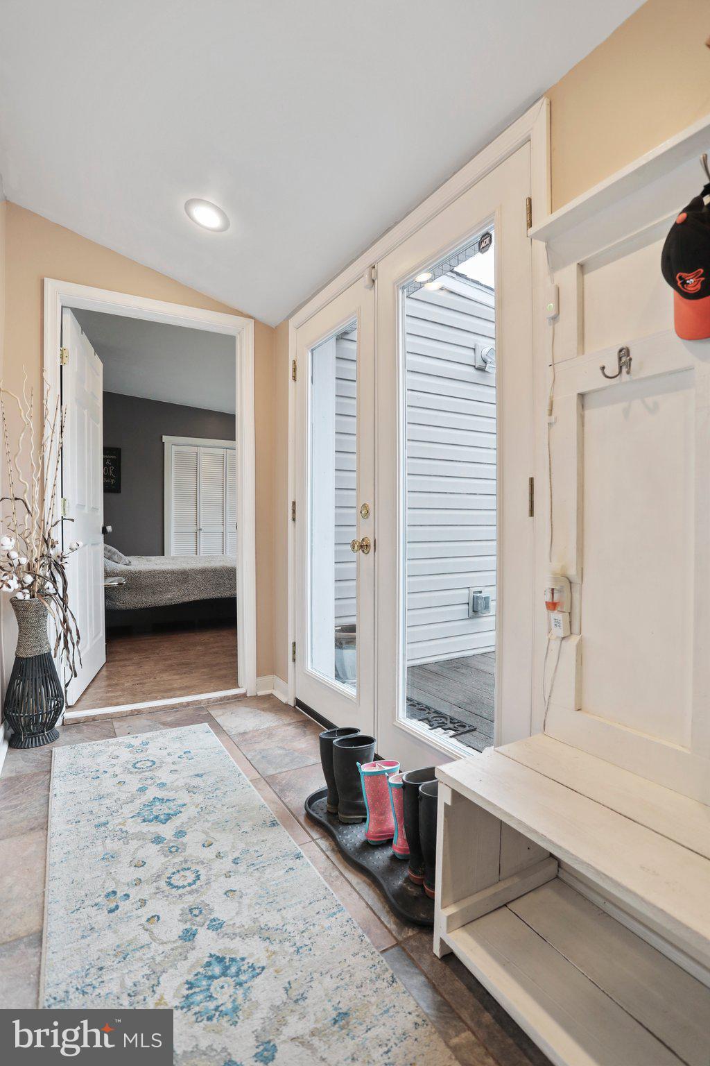 821 Security Road Hagerstown, MD 21740 - Photo 11 of 45 Mud Room