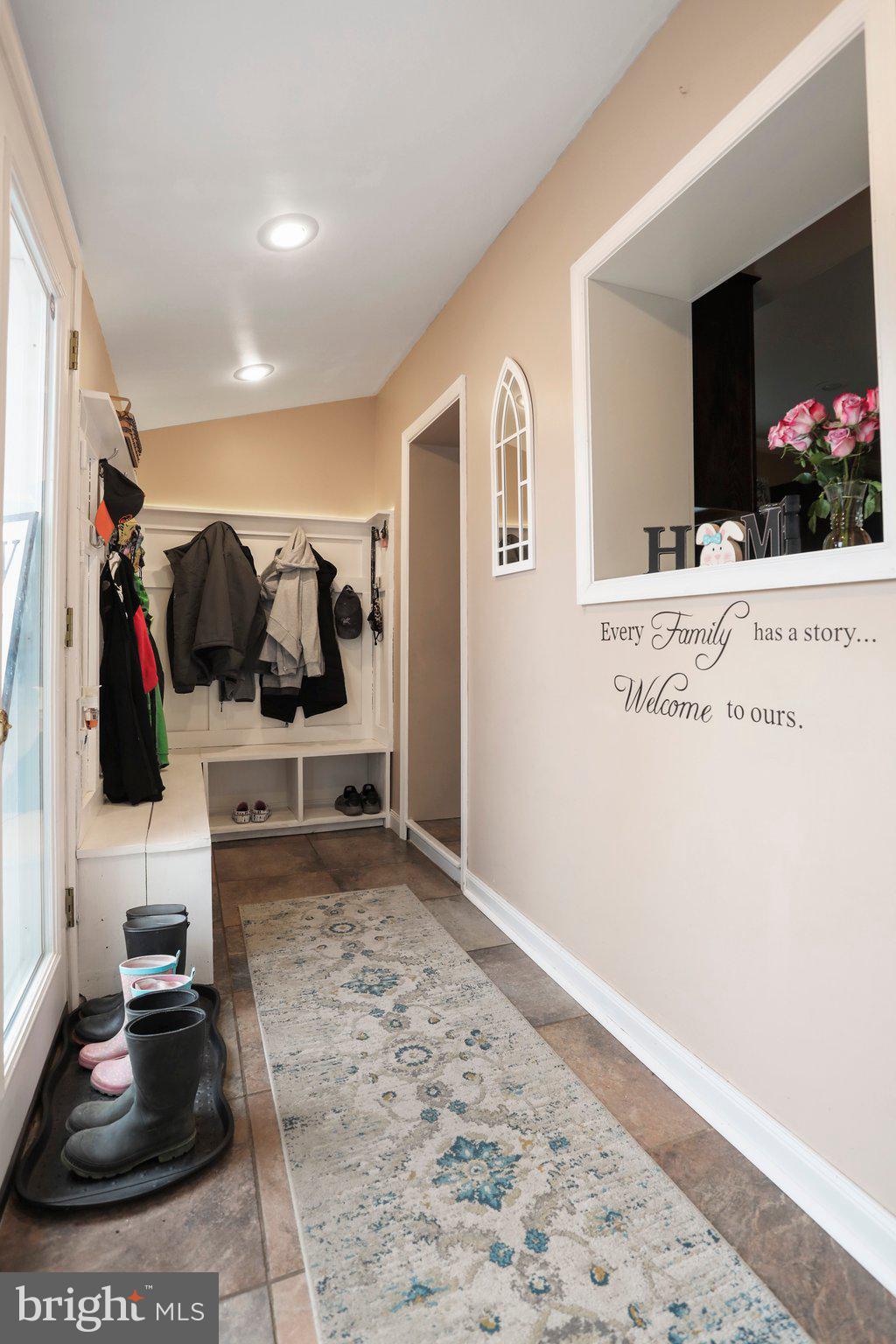 821 Security Road Hagerstown, MD 21740 - Photo 12 of 45 Mud Room