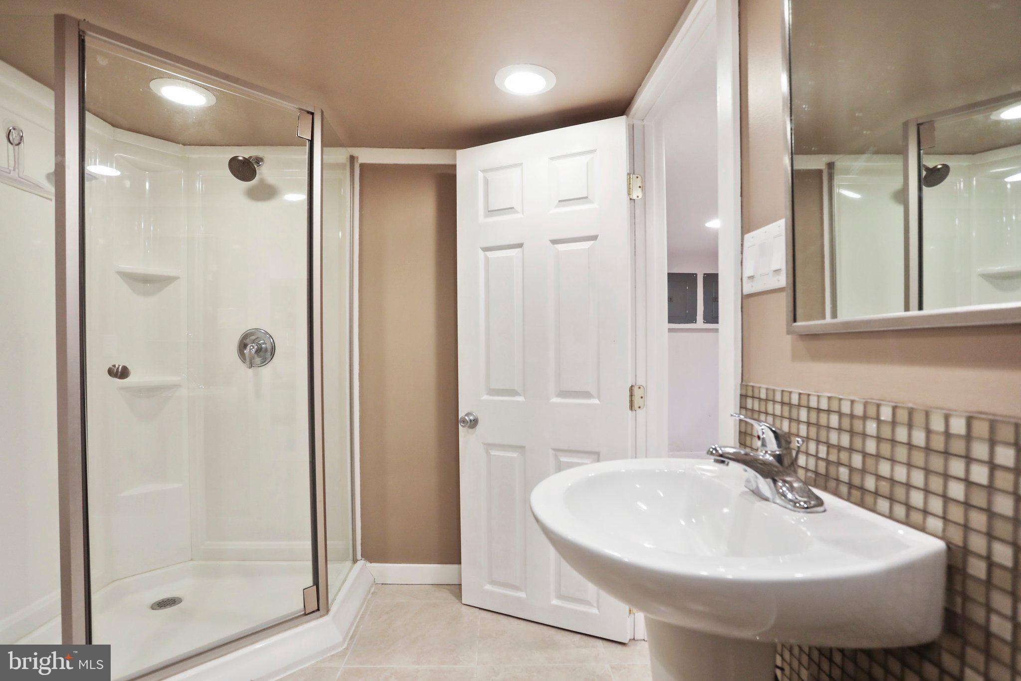 821 Security Road Hagerstown, MD 21740 - Photo 34 of 45 Basement Bath