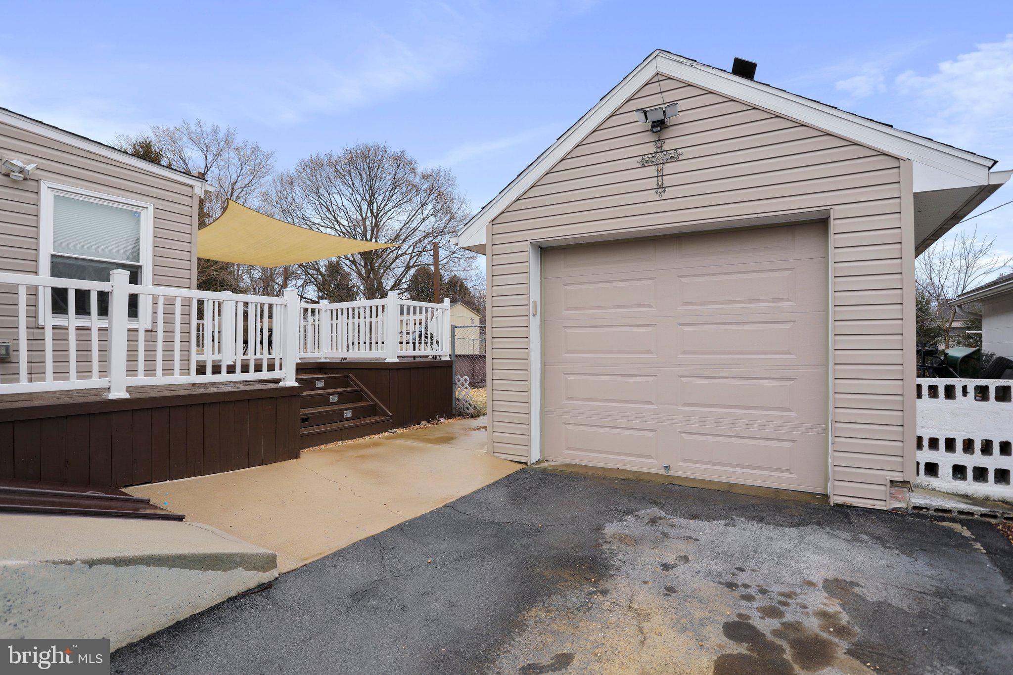 821 Security Road Hagerstown, MD 21740 - Photo 38 of 45 Garage