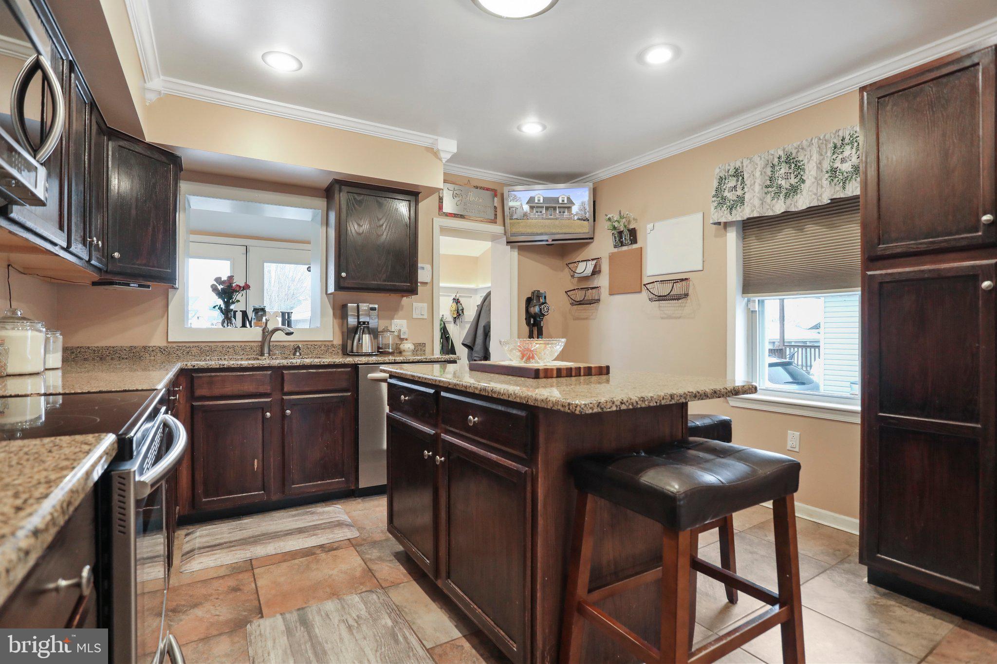 821 Security Road Hagerstown, MD 21740 - Photo 4 of 45 Kitchen