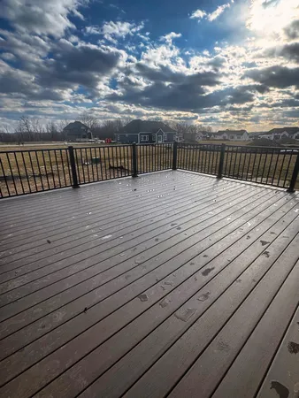 $979,900 | N66-w21075 Sweet Clover Drive, Menomonee Falls, WI 53051