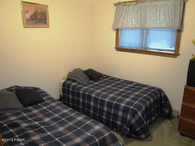 243 West Lakeview Road Lackawaxen, PA 18435 - Photo 13 of 21