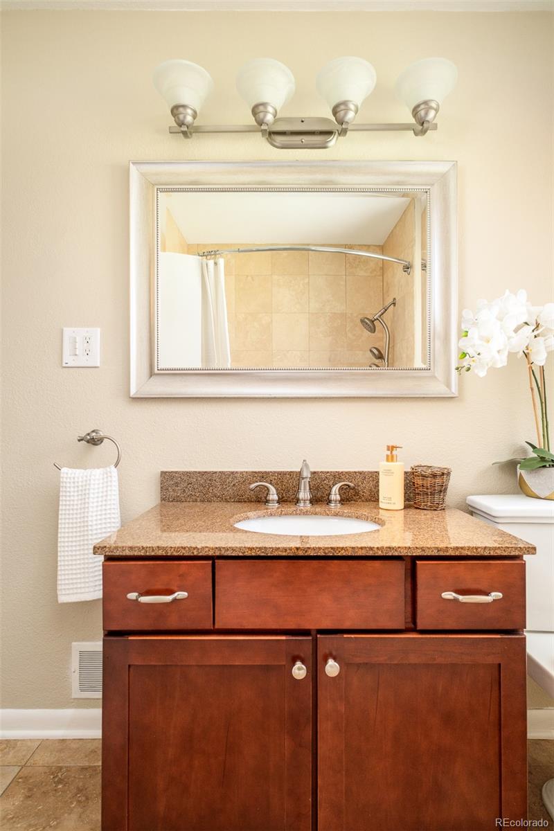 2432 South Kearney Street Denver, CO 80222 - Photo 23 of 37