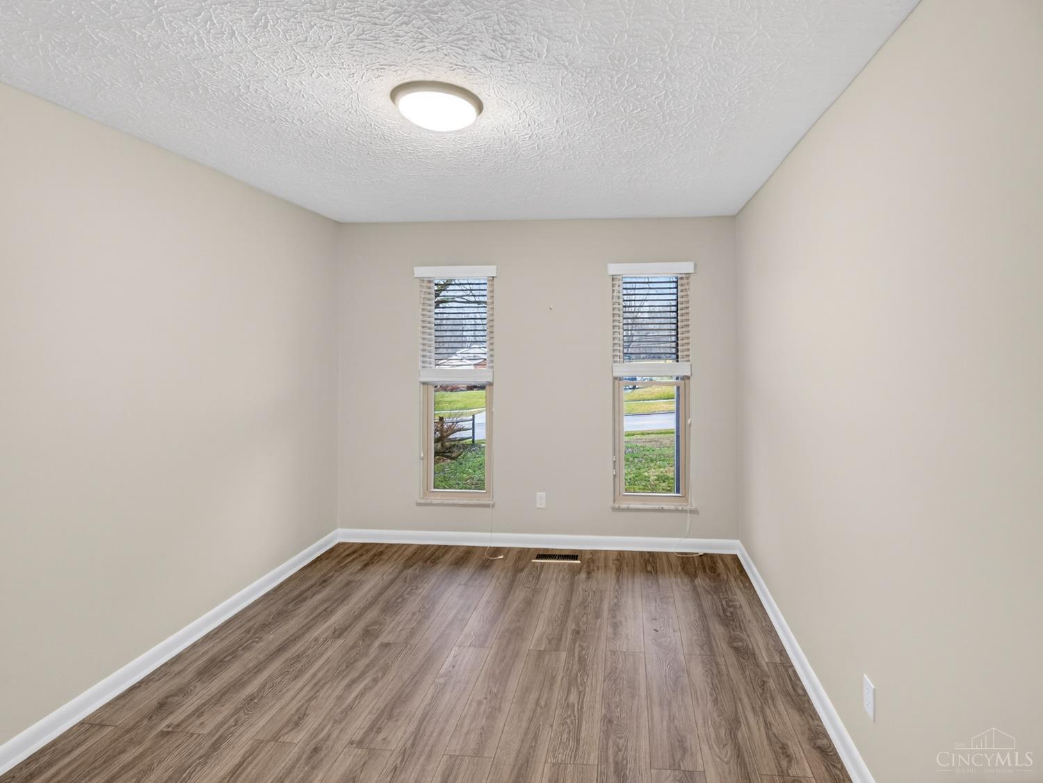 2700 Little Dry Run Road Cincinnati, OH 45244 - Photo 25 of 34