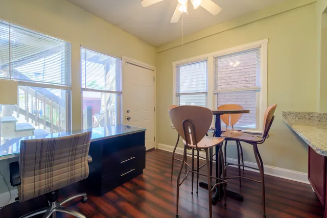 $510,000 | 2436 West Fillmore Street, Chicago, IL 60612