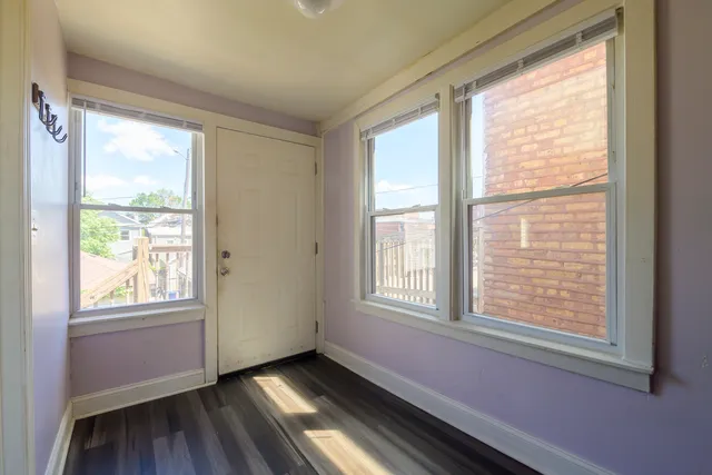 $510,000 | 2436 West Fillmore Street, Chicago, IL 60612