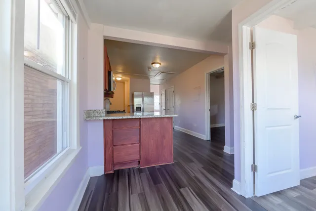 $510,000 | 2436 West Fillmore Street, Chicago, IL 60612