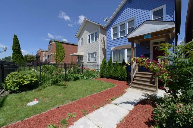 $510,000 | 2436 West Fillmore Street, Chicago, IL 60612